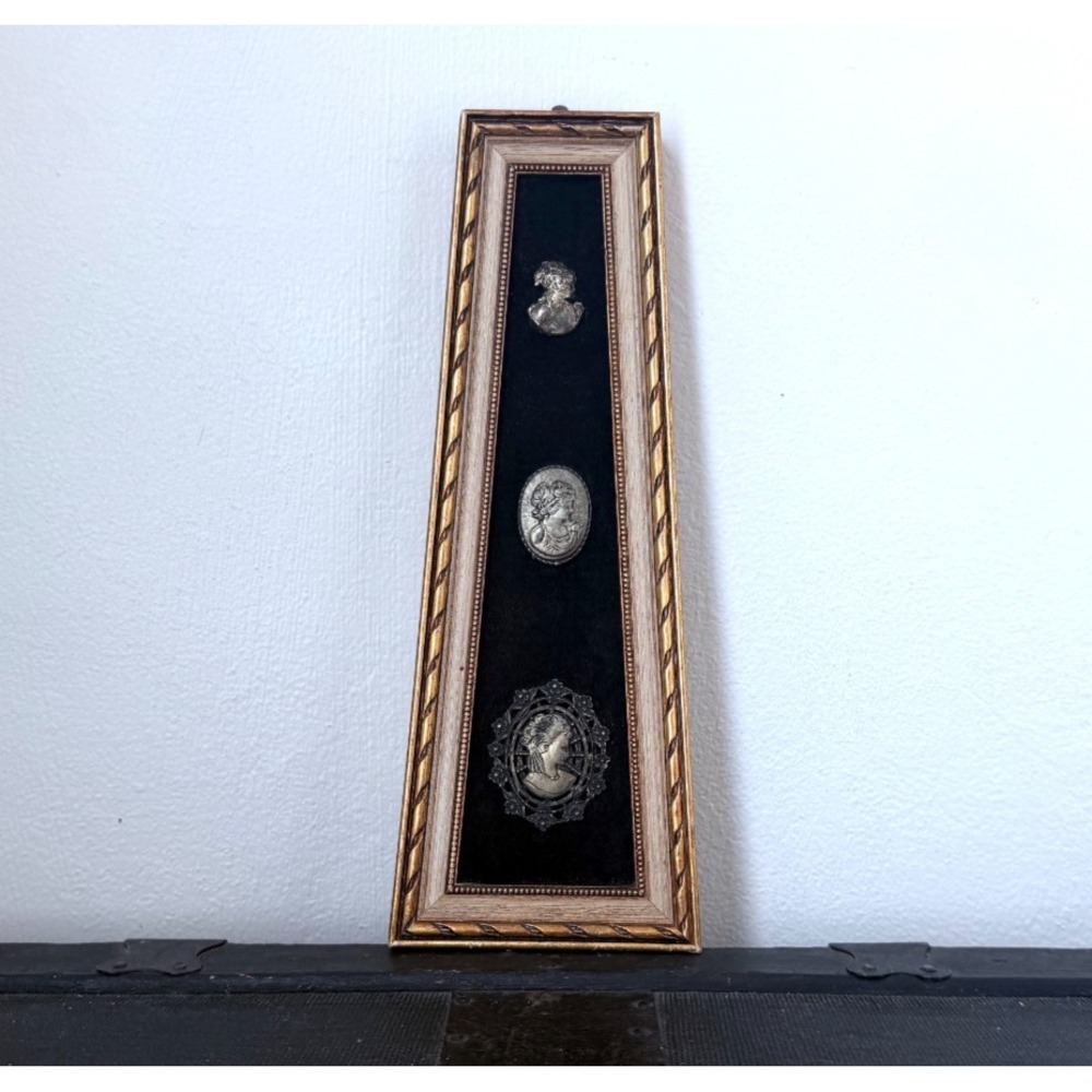 Vintage Porcelain Cameo Portrait Wall Plaque Trapezoid Gilt Frame - Picture 1 of 10